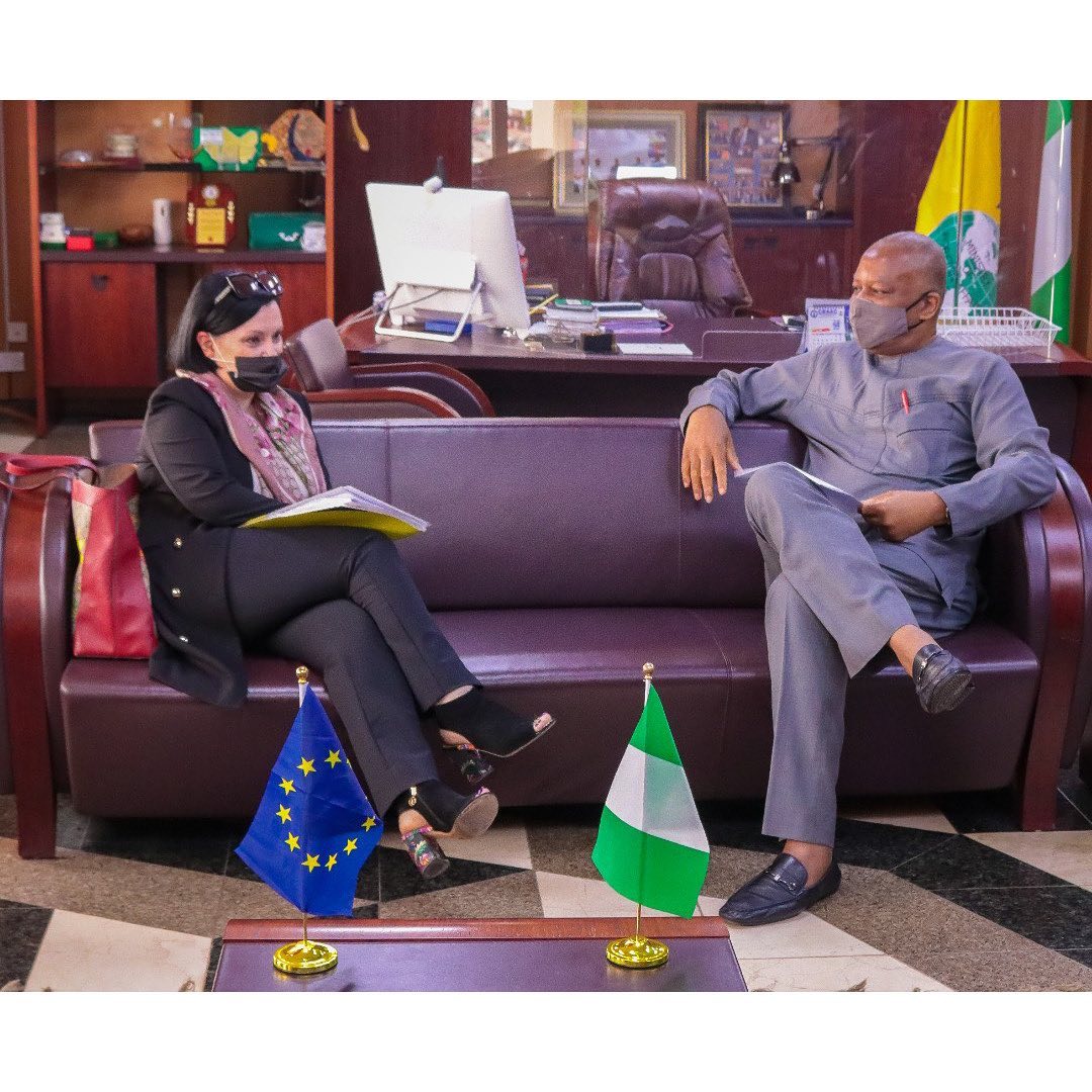 H.E. Geoffrey Onyeama received in audience H.E. Ms. Samuela Isopi, Ambassador of the EU Delegation t…