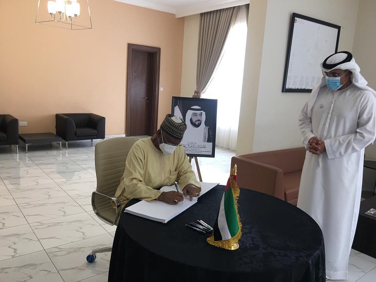 Ambassador Zubairu Dada signed on behalf of the Federal Government of Nigeria, the condolence regist…