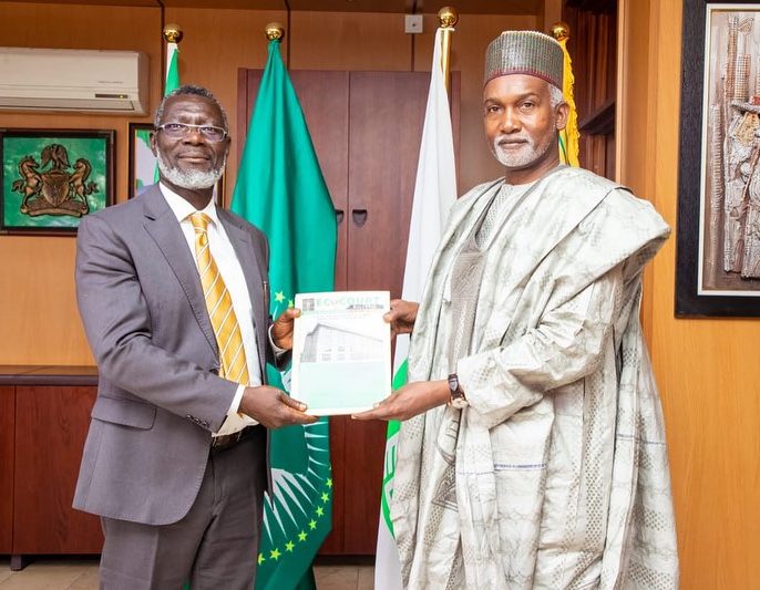 H.E. Yusuf M. Tuggar (OON) received a courtesy visit from Hon. Justice Edward Amoako Asante, Preside…