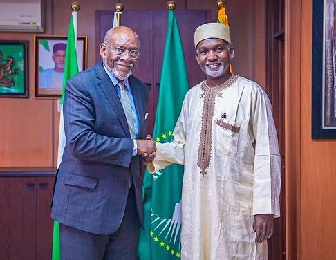 Ambassador Yusuf M. Tuggar (OON) received in audience Amb. Johnnie Carlson