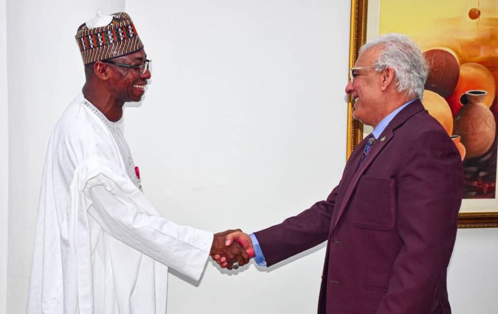 Dr. Dunoma Umar Ahmed, PhD. received in courtesy audience H.E Major General (Retired) Sohail Ahmad K…