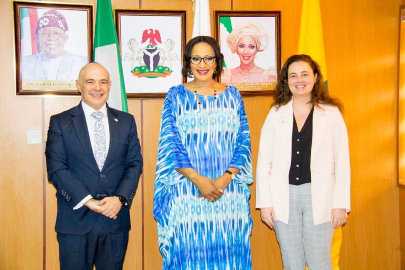 Ambassador Bianca Odumegwu-Ojukwu, received the Israeli Ambassador to Nigeria, Michael Freeman on a &hellip;