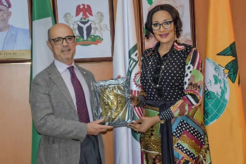 Ambassador Bianca Odumegwu-Ojukwu, received in audience His Excellency Félix Costales Artieda, the A&hellip;
